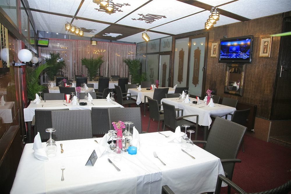 Hotel Papu Bucureşti Ngoại thất bức ảnh